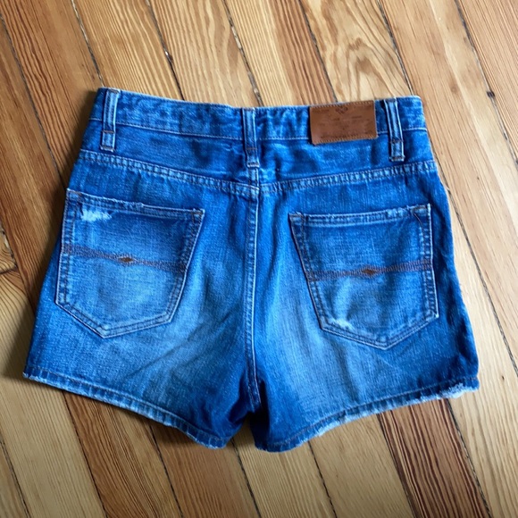 High waist Zara denim short - Picture 2 of 2